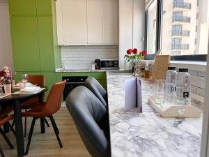VOne - Bright & Spacious Apartment - Free Parking
