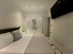 CABO suite
