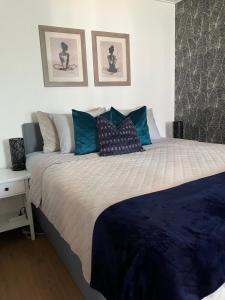 Alvooria Living