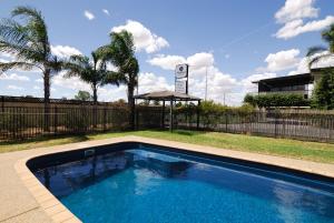 Mayfair Motel