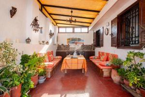 Rabat Salé - Layover Guest House Apartement 2 & Terrace near Airport - 3rd floor no lift