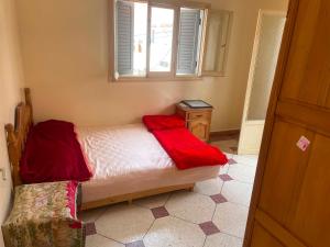 Modest appartement, For families only