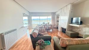 DreamScape Ofir - Riverfront retreat by the sea