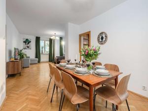 Comfortable Single-Storey House by the Beach