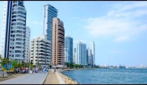2 bedroom Apartment Near Beach and Bahía Castillo