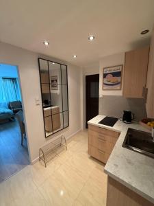 OOPS Nice Stay Apartment
