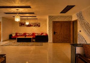 Calm Luxury Apartment Near the Old Medina & Marjane
