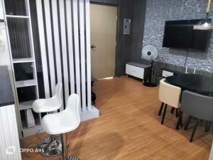 Penthouse Retreat Stunning Views in Cavite
