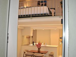 Fleeville Zhan Apartment 6