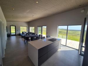 Luxury Cabin with Sauna Jacuzzi and Views Sleeps 10