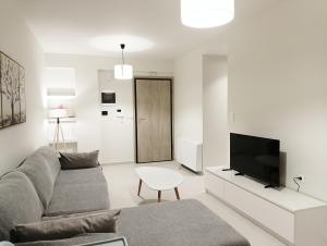 Pearl Suite Marousi & Parking