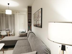 Pearl Suite Marousi & Parking