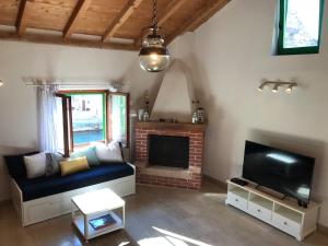 Lucica 1 Beachfront House