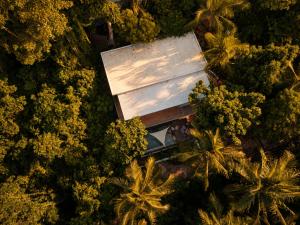 Bayay Tamsi - Private Jungle Villa with Ocean View