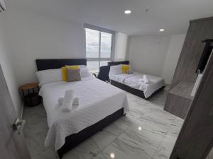 Balboa Avenue Sky Suites