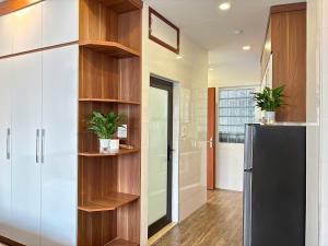 Trinh Cong Son, West Lake - Sunny Nest Apartment
