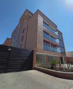 2BR New Penthouse amazing View Pool and Parking