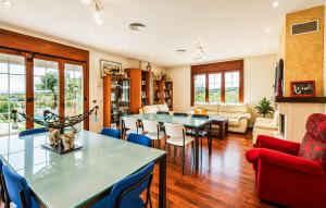 Nice Home In Murcia With Private Swimming Pool, Can Be Inside Or Outside