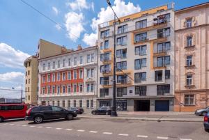 Brand new studio apartment #30 in brand new building FREE PARKING close to center