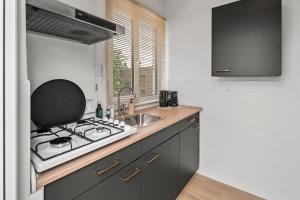 Cozy studio in Wouw, for 2 guests with balcony