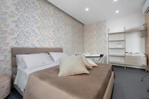 Dalilas Luxury House