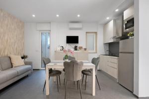 Dalilas Luxury House