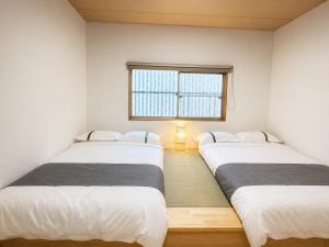 今昔 Konjaku-玉出駅徒歩1分-一棟貸切最大12名-4寝室和風庭園付
