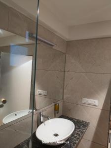 hotel satyam palace