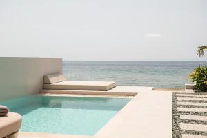 Strovilla Gaia Luxury Private Beachfront Villas