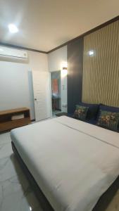 Lang Suan Resort Saraphi