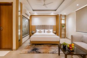 OPO Horizon Stanley Delhi Airport - FREE Airport Pick Up or Drop