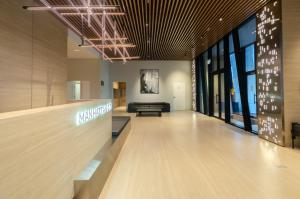26-305a Manhattan, Beresteiskyi 11, Kyiv, Politekh metro nearby, stunning city view, 15 kW backup power, Petrovdom Apartment