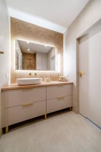 Apartament Vidok 215 by Warmia4rent, przy samym jeziorze Ukiel