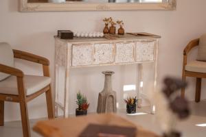 Terra & Olive Naxos