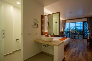 Stadion Residences