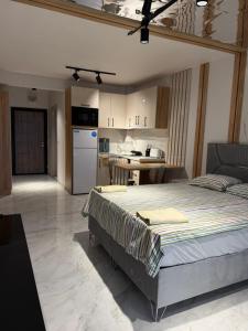 Azur properties 22