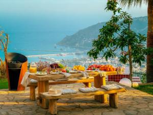 Qoople Villa Toskana- Panoramic 360 sea & castle view
