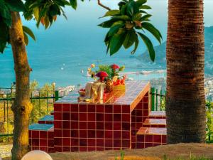 Qoople Villa Toskana- Panoramic 360 sea & castle view