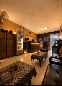 Sharkys Hostel