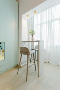 Downtown Living - Modern Studios by Athenaeum