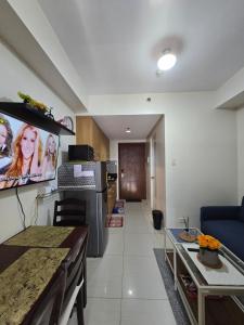 Shell Residences by Sophie
