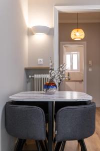 Charming in the Heart of Athens Near Metro 2BR