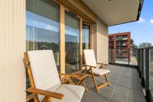 Porto 71 Seaside Apartment with Gym and Parking by Lion Apartments