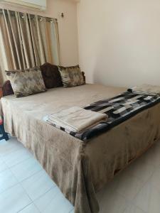 Sivarama sea view city IN 3 AC Rooms 2 living Halls beside RK Beach road opp VUDA PARK