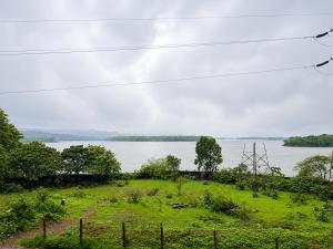 Chowpati - Lake View Resort
