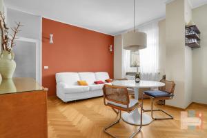 COV4 Luminoso Bilocale di Design