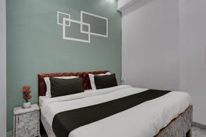 Garima Garden Townhouse