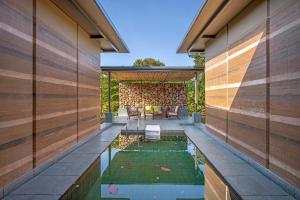 The Earth House Award-Winning Luxury Villa