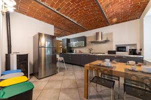 Exclusive Villa with Swimming Pool and Tennis Area