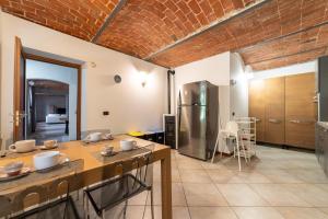 Exclusive Villa with Swimming Pool and Tennis Area